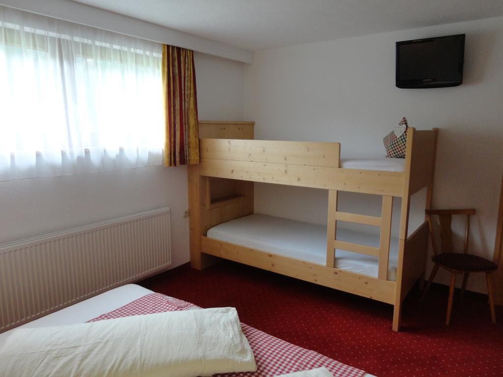 Wiesenhof Fügen Zimmer foto