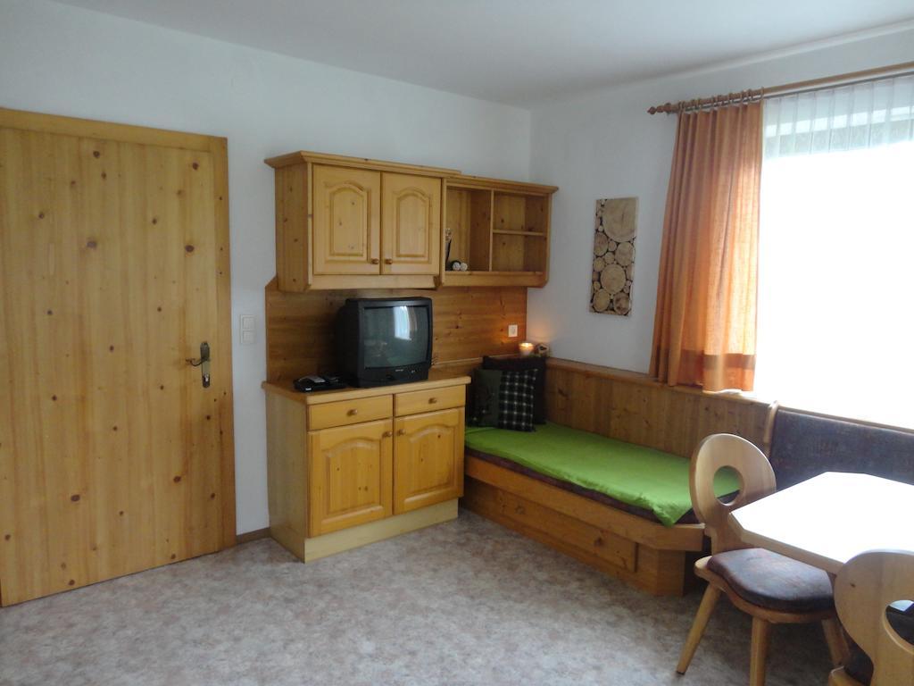 Wiesenhof Fügen Zimmer foto
